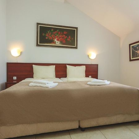 Hotel Central בלצ'יק מראה חיצוני תמונה